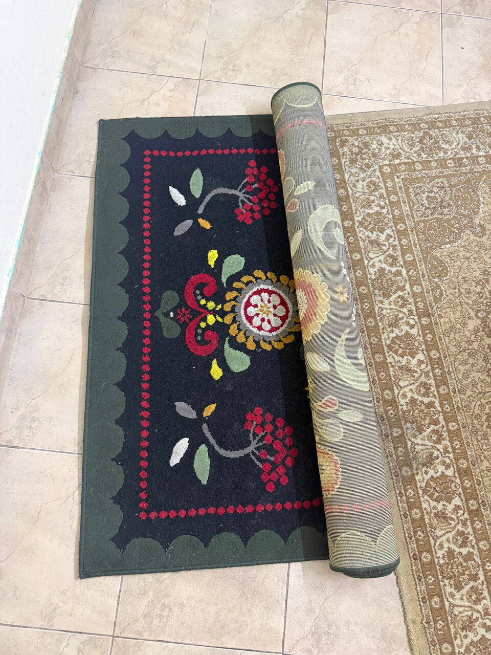 Riffa, Furniture, BHD 60,  King Size Bed, Carpet
