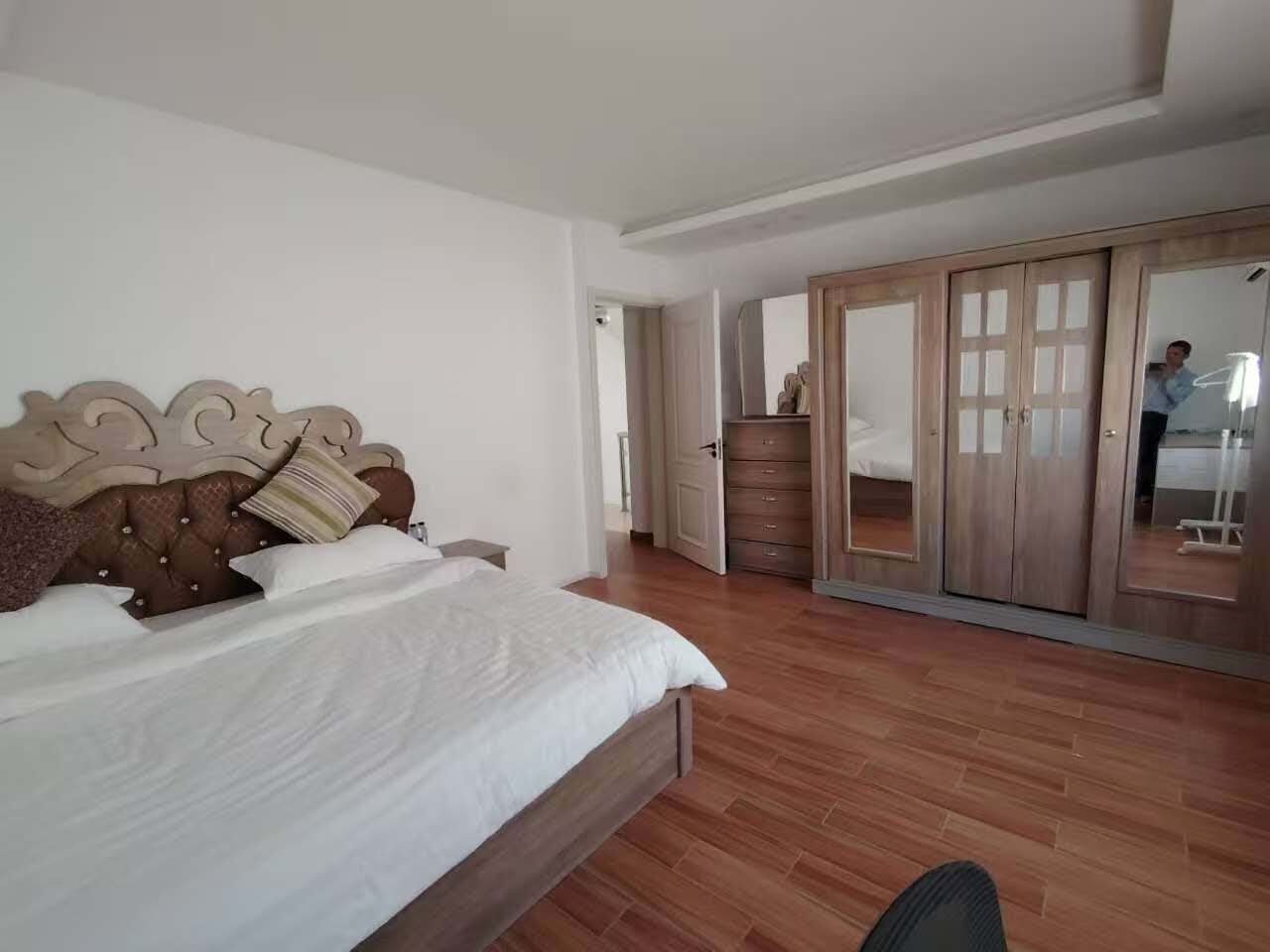 Olaya, Apartments, Flats, Houses & Villas, SAR 1500/month,  1 BR,  Looking For Roommate In Different Rooms