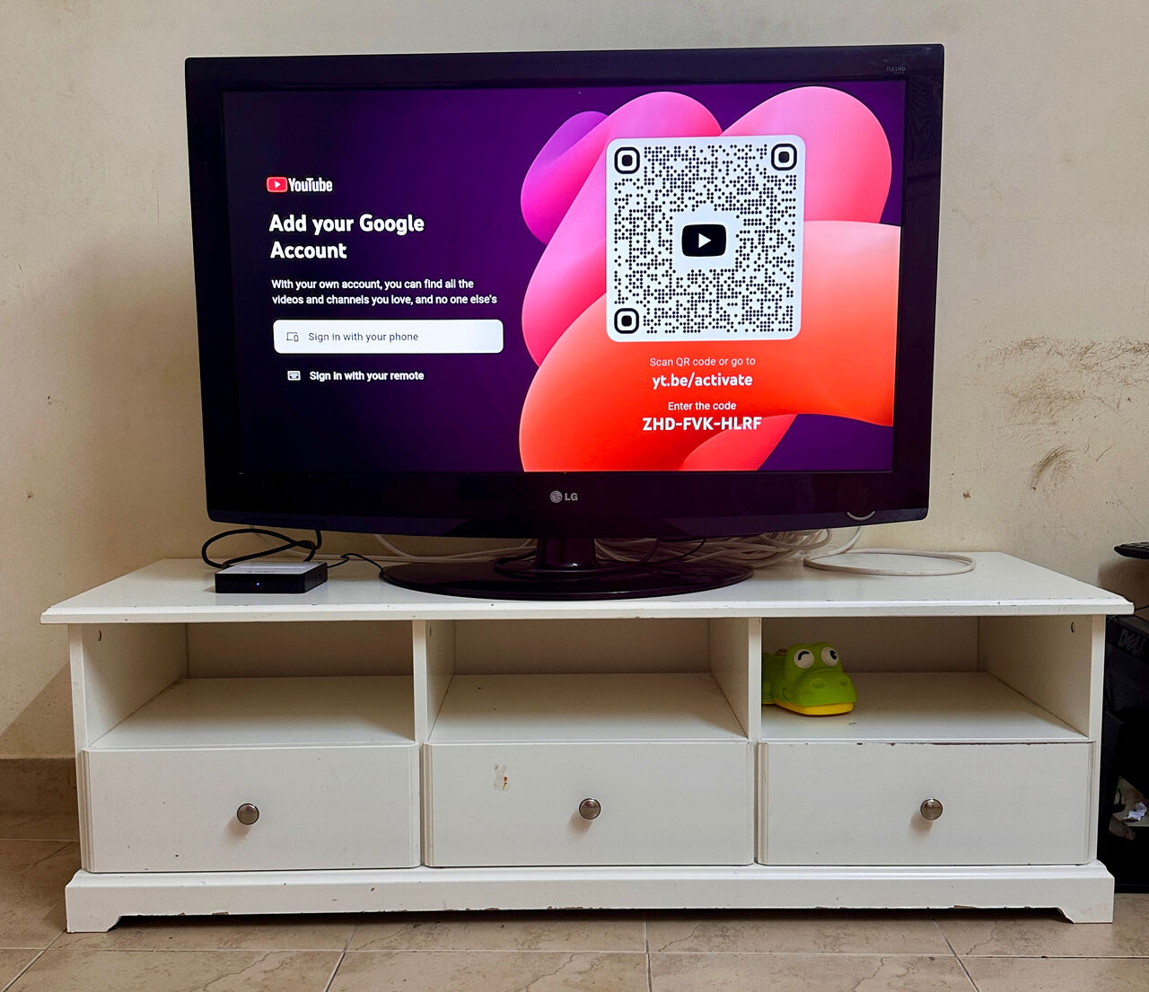 Riffa, Electronics, BHD 45,  LG LED 42" ,ikea Stand ,android Box