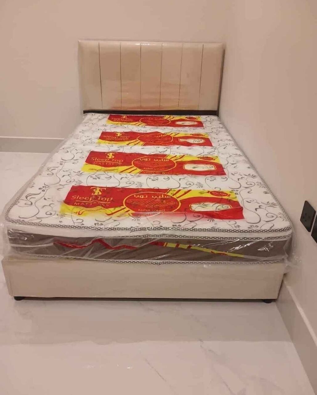 Riyadh, Household Items, SAR 21,  BEDS & BEDROOM SETS AVAILABLE | الأسرة وغرف النوم متوفرة
