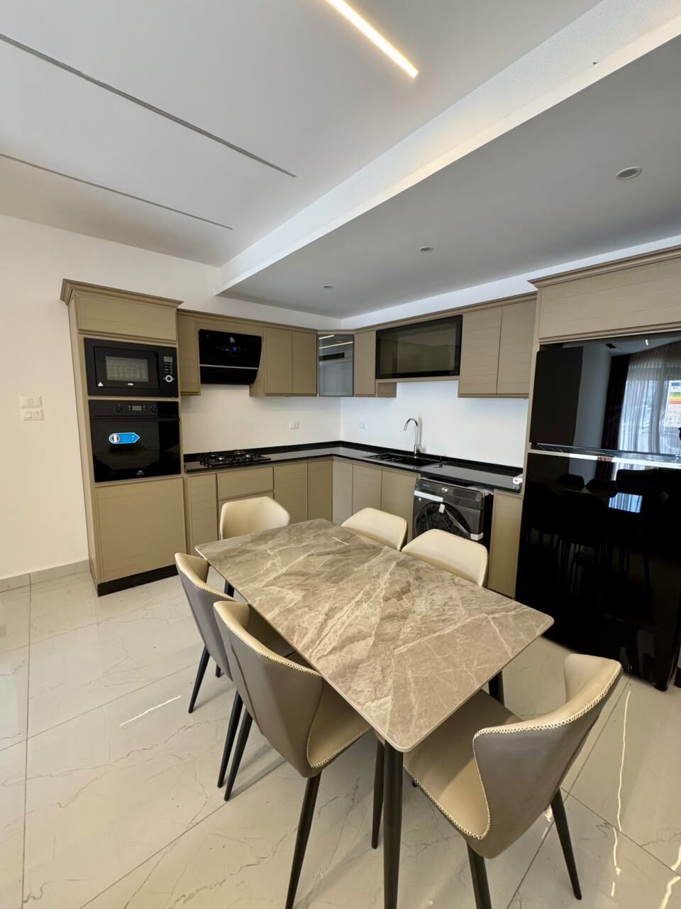 Abdoun, Apartments, Flats, Houses & Villas, JOD 18000/year,  Furnished,  3 BR,  Furnished Modern Apartment For Rent In Abdoun