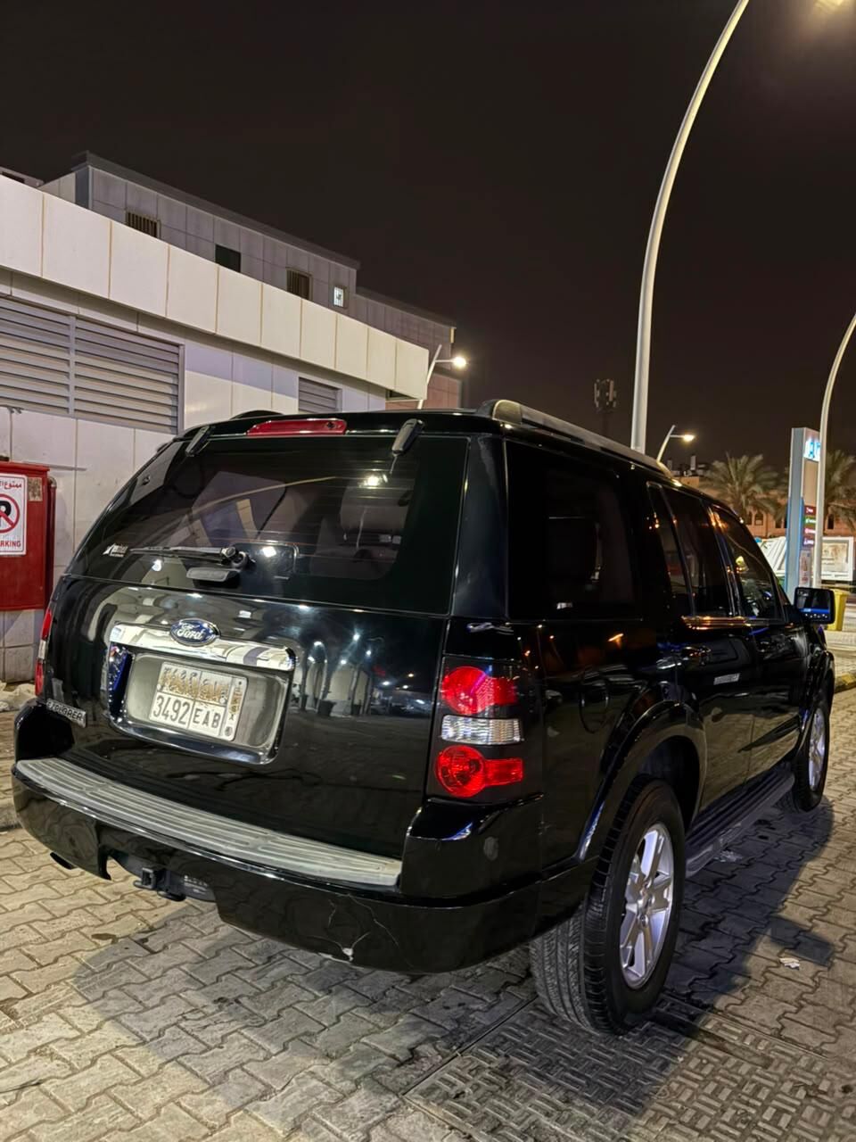 Riyadh, Vehicles, Cars & Trucks , SAR 13,  Ford Explorer,  2010,  Automatic,  210000 KM,    First Owner Car For Sale