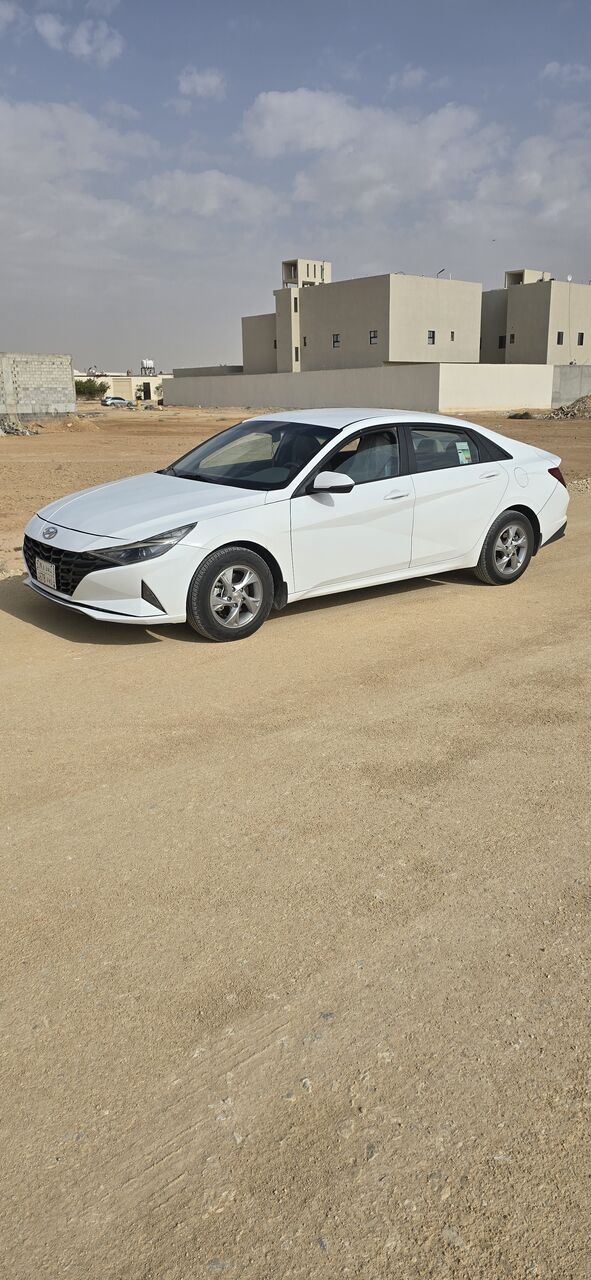 Riyadh, Vehicles, Cars & Trucks , SAR 39000,  Hyundai Elantra,  2021,  Automatic,  173 KM,    White Colour 1.6 Engine Size