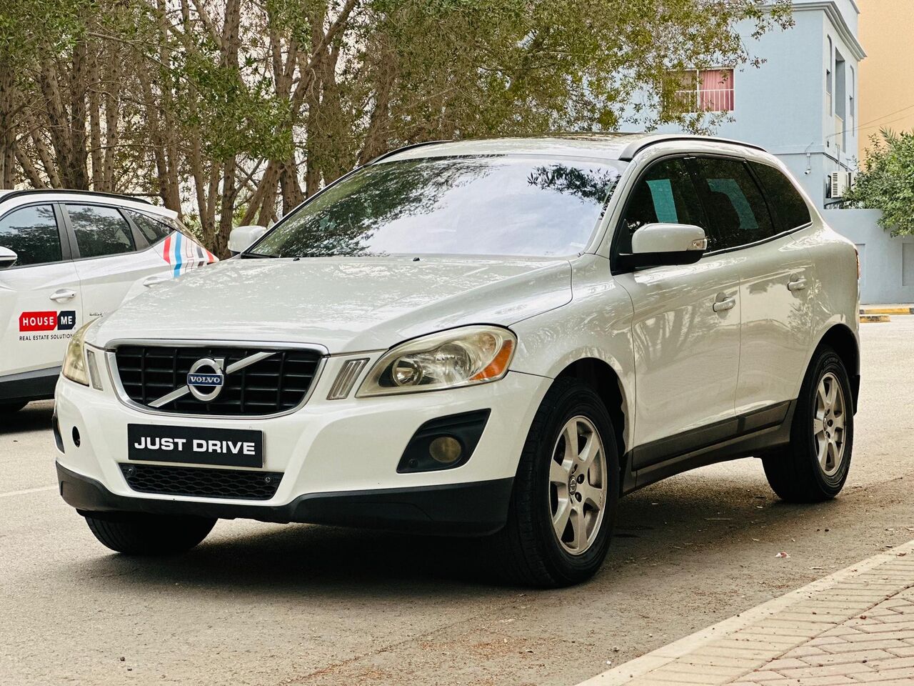 Segaya, Vehicles, Cars & Trucks , BHD 2100,  VOLVO XC 60,  2009,  Automatic,  168000 KM,    MODEL WELL MAINTAINED SUV CALL OR WHATSAPP ON 35400768 ,33665080