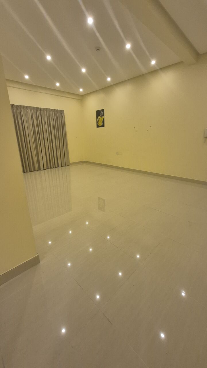 Mahooz, Apartments, Flats, Houses & Villas, BHD 300/month,  Furnished,  2 BR,  190 Sq. Meter,  Flat For Rent Bigger