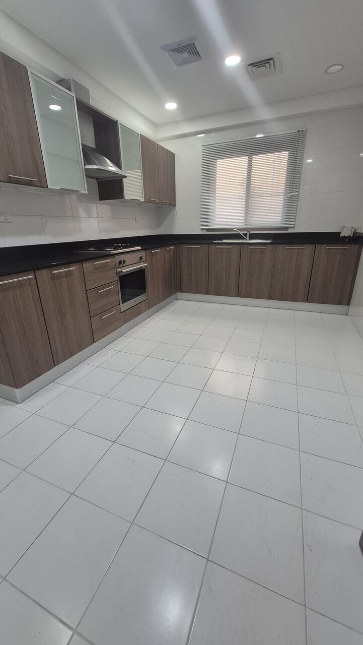 Mahooz, Apartments, Flats, Houses & Villas, BHD 300/month,  Furnished,  2 BR,  190 Sq. Meter,  Flat For Rent Bigger