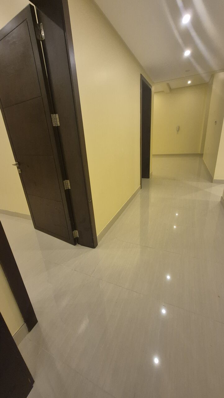 Mahooz, Apartments, Flats, Houses & Villas, BHD 300/month,  Furnished,  2 BR,  190 Sq. Meter,  Flat For Rent Bigger