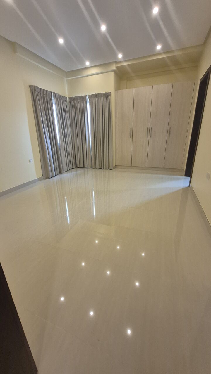 Mahooz, Apartments, Flats, Houses & Villas, BHD 300/month,  Furnished,  2 BR,  190 Sq. Meter,  Flat For Rent Bigger
