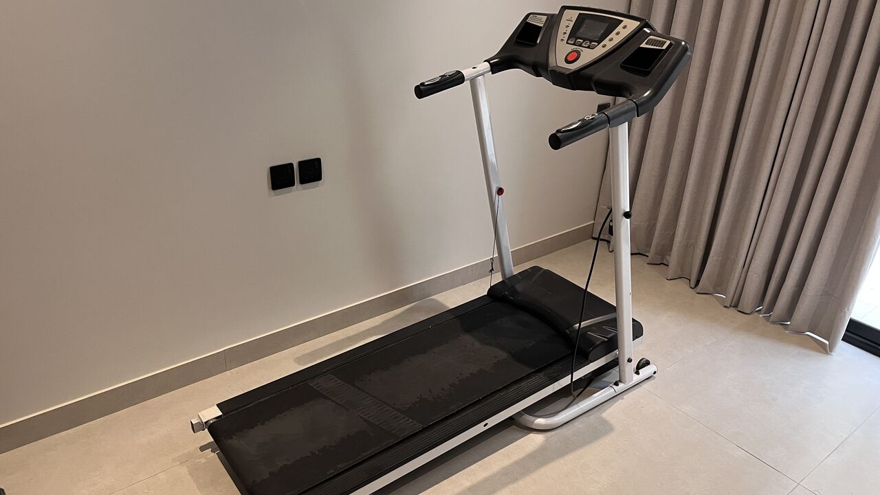 Al Narjis, Sporting Goods, SAR 250,  Treadmill For Sale