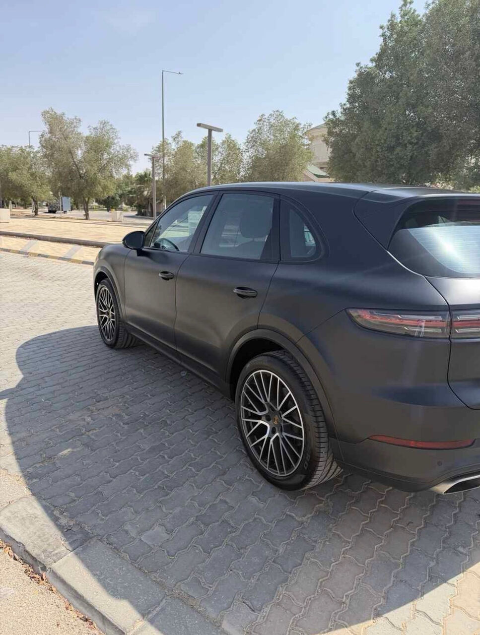 Riyadh, Vehicles, Cars & Trucks , SAR 175000,  Porsche Cayenne,  2020,  Automatic,  188000 KM,    &ndash; Porsche Dealer Warranty
