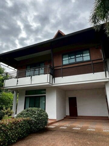 Bangkok, Real Estate For Sale, THB 7500000,  3 BR,  104 Sq. Feet,  Selling At A Loss Of Only 7.5 Million, 104 Sq M. #Lanna Mantra #Hang Dong, Large Detached