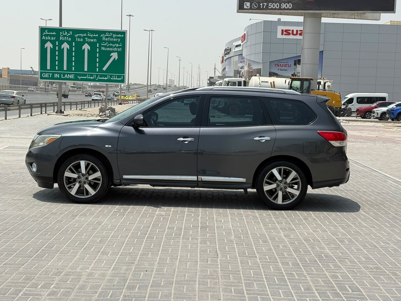 Manama, Vehicles, Cars & Trucks , BHD 2900,  Nissan Pathfinder,  2014,  Automatic,  133800 KM,    (Grey)