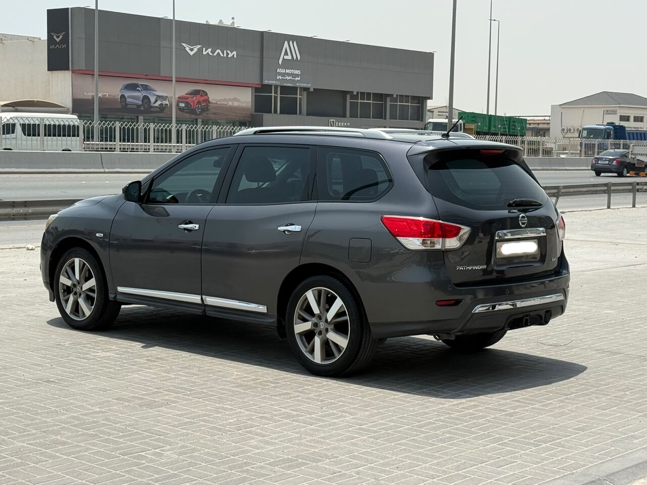 Manama, Vehicles, Cars & Trucks , BHD 2900,  Nissan Pathfinder,  2014,  Automatic,  133800 KM,    (Grey)