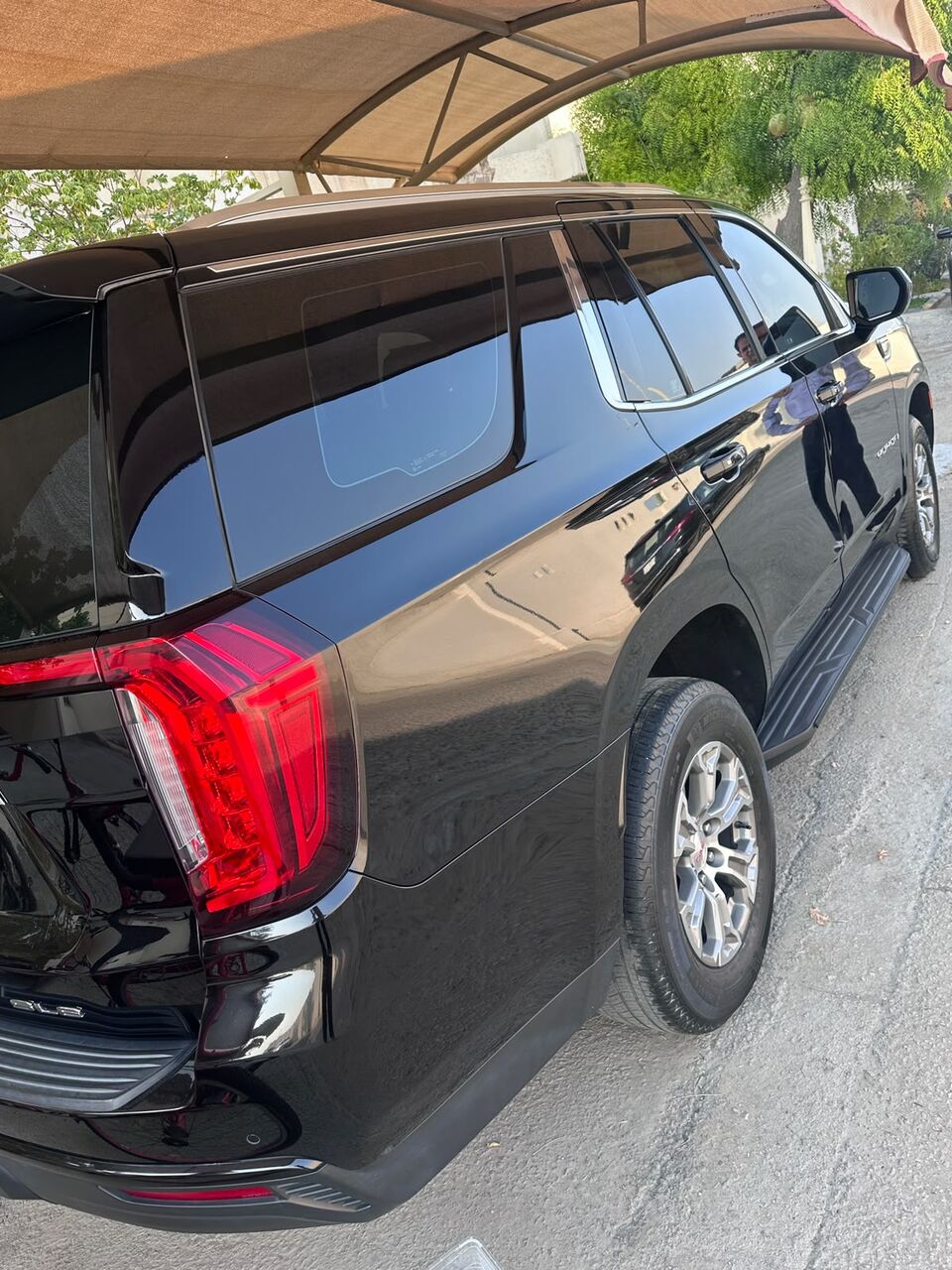 Khobar, Vehicles, Cars & Trucks , SAR 180000,  GMC YUKON SLE,  2022,  Automatic,  70 KM,