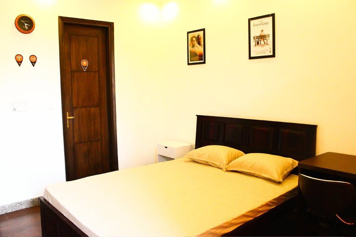 Gurgaon, Apartments, Flats, Houses & Villas, INR 5000/month,  5 BR,  500 Sq. Meter,  Ved Residency Pg Imt Manesar