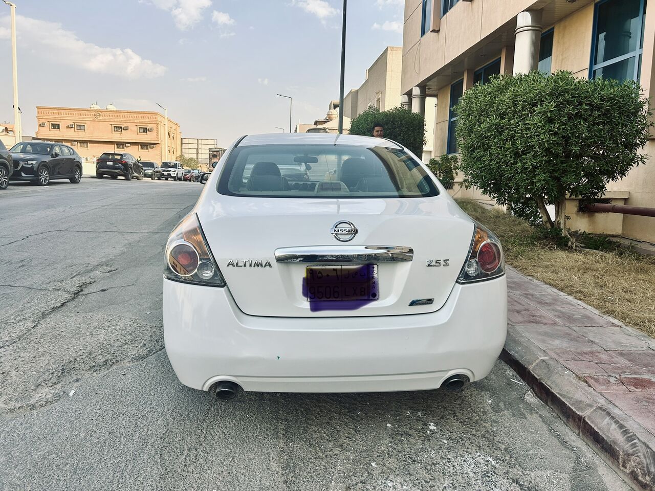 Riyadh, Vehicles, Cars & Trucks , SAR 17000,  Nissan Altima,  2010,  Automatic,  328000 KM,    Autoamtic