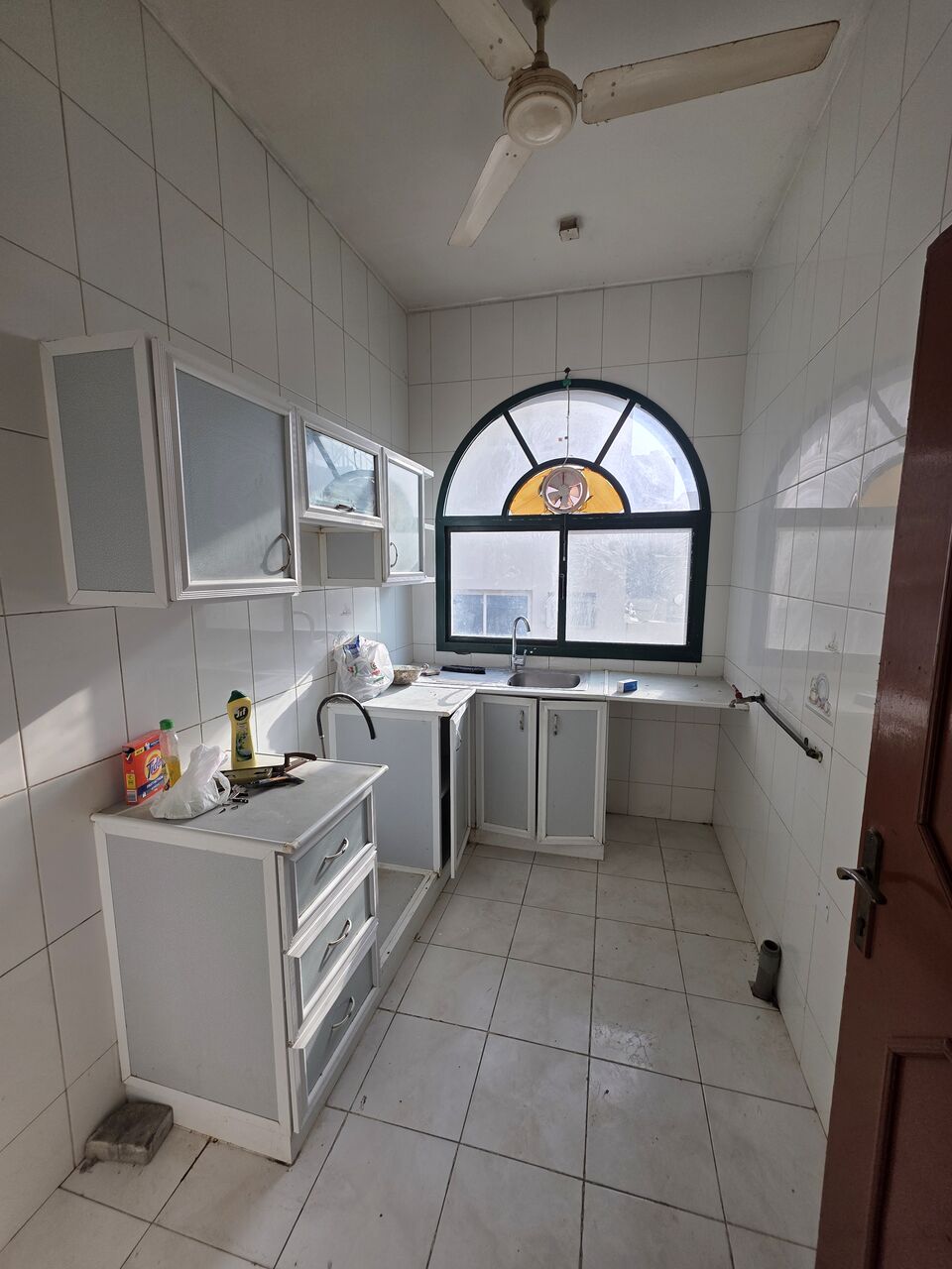 Gudaibiya, Apartments, Flats, Houses & Villas, BHD 160/month,  2 BR,  Very Neet UN Furnished 2 BHK Flat Without Ewa @160/BD In Gudaibiya