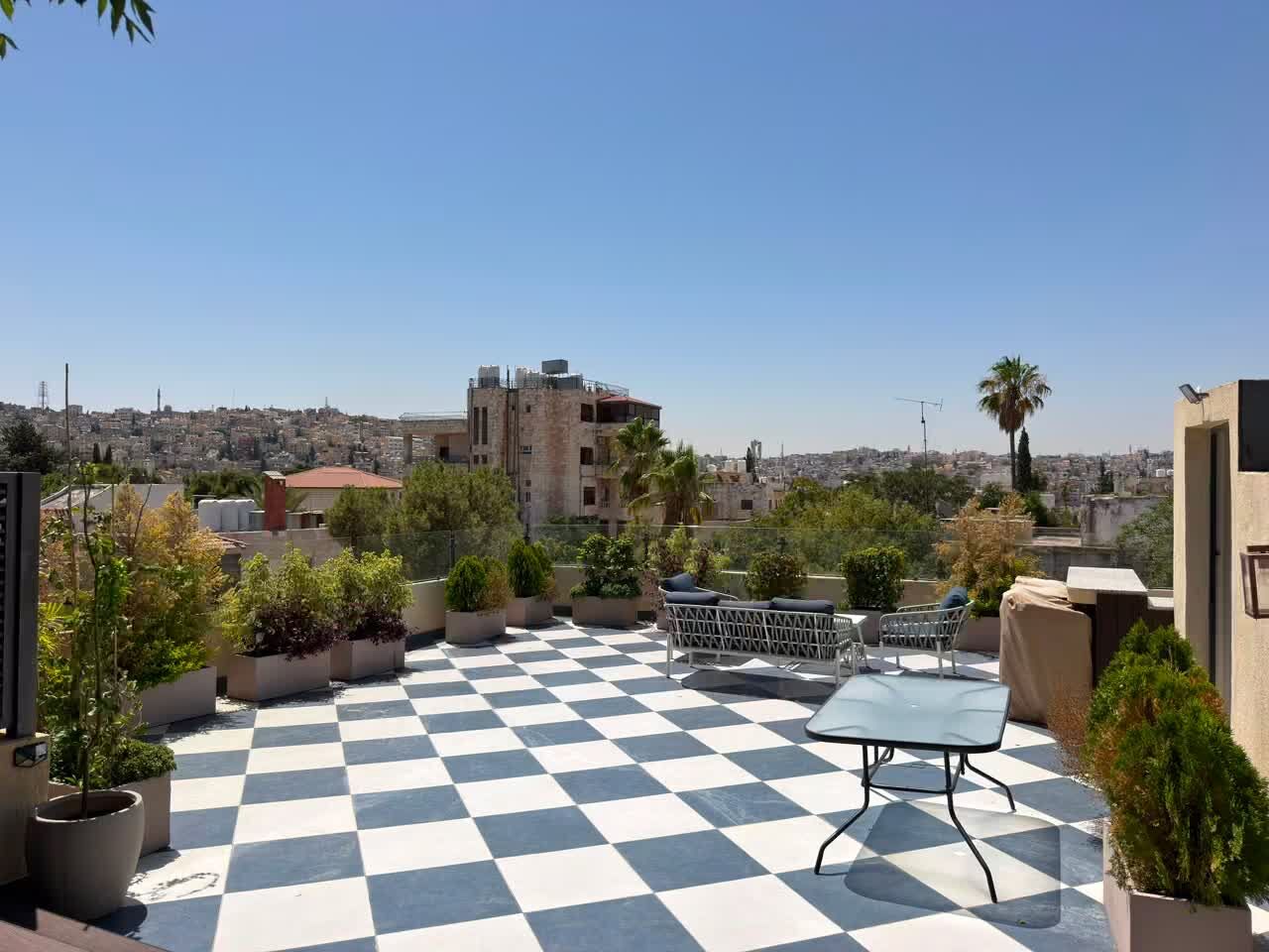 Amman, Apartments, Flats, Houses & Villas, JOD 24000/year,  Furnished,  3 BR,  Where The City Comes Alive &mdash; Rainbow Street