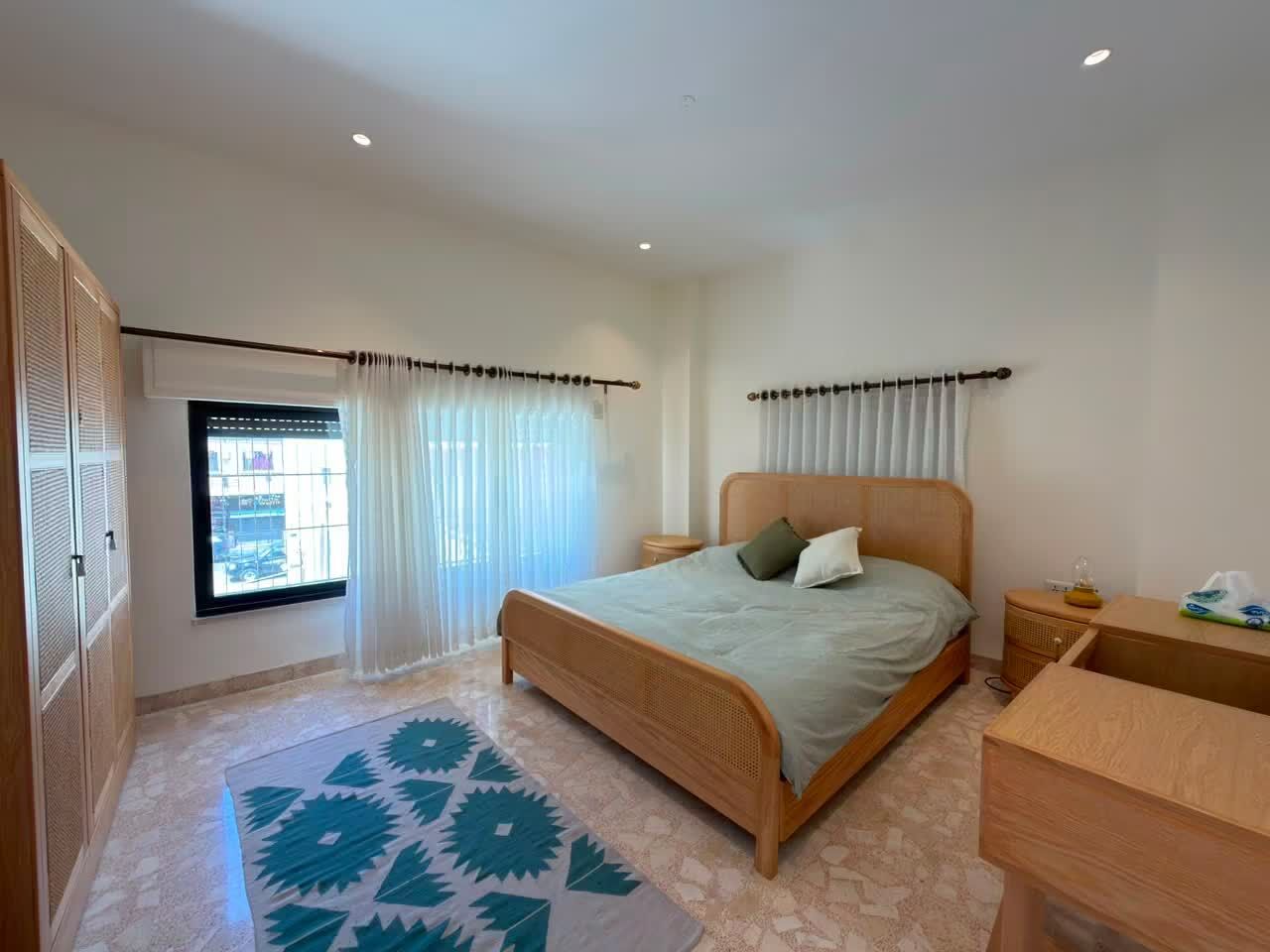 Amman, Apartments, Flats, Houses & Villas, JOD 24000/year,  Furnished,  3 BR,  Where The City Comes Alive &mdash; Rainbow Street