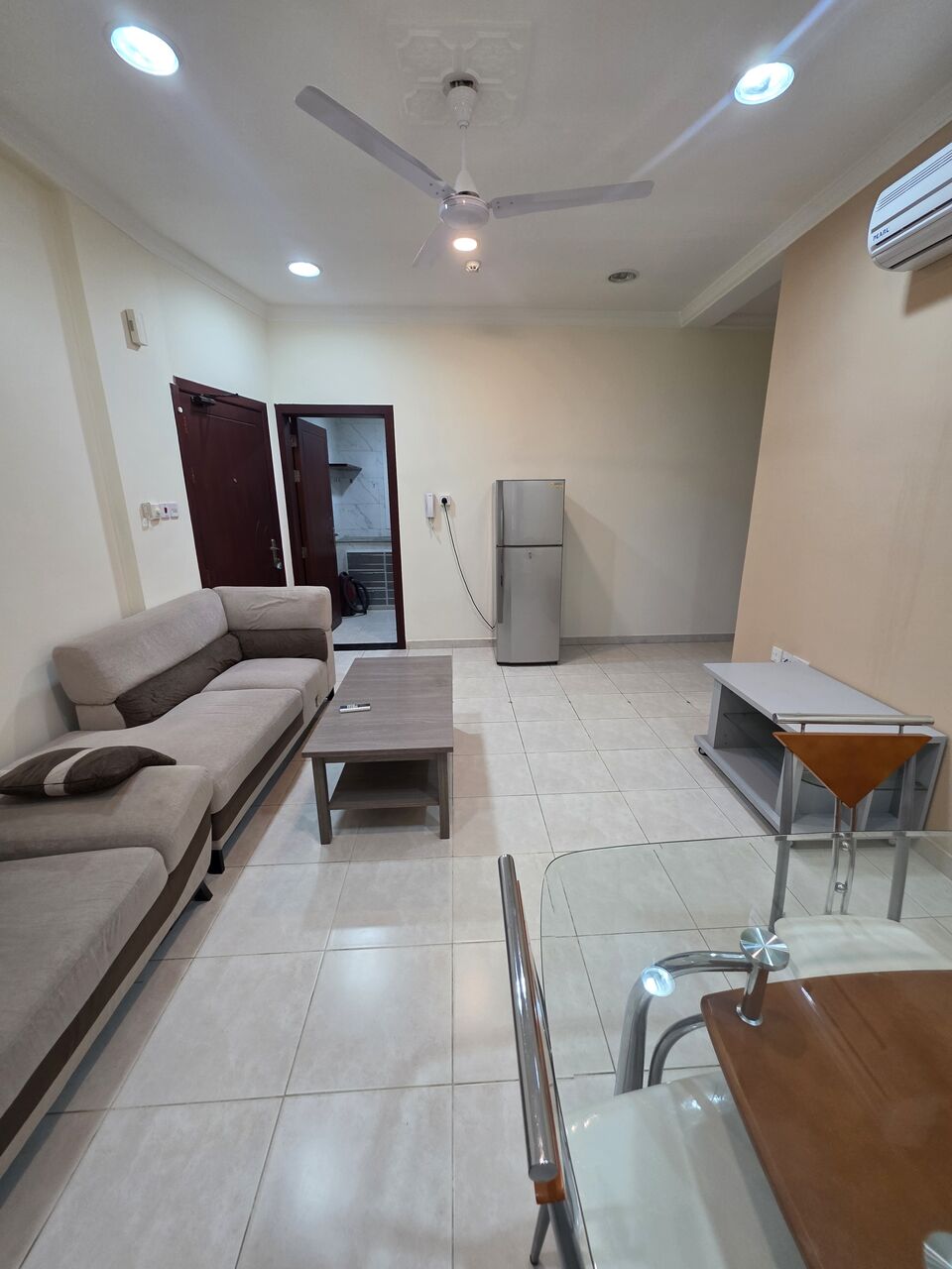 Zinj, Apartments, Flats, Houses & Villas, BHD 250/month,  Furnished,  1 BR,  Parking - WiFi - Fully Furnished 1 BHK Flat With Ewa @250/BD In Zinj