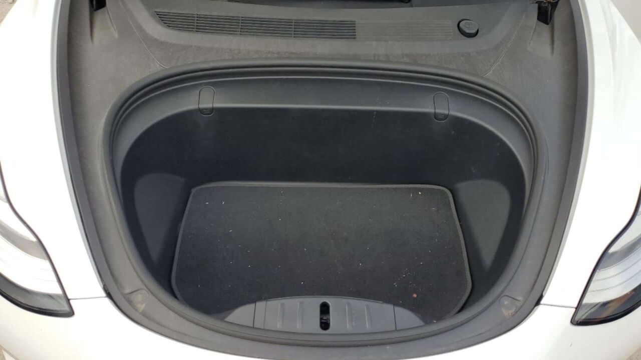 New York, Vehicles, Cars & Trucks , USD 17,  Tesla Model 3,  2018,  Automatic,  52000 KM,  018  &ndash; 52K Miles