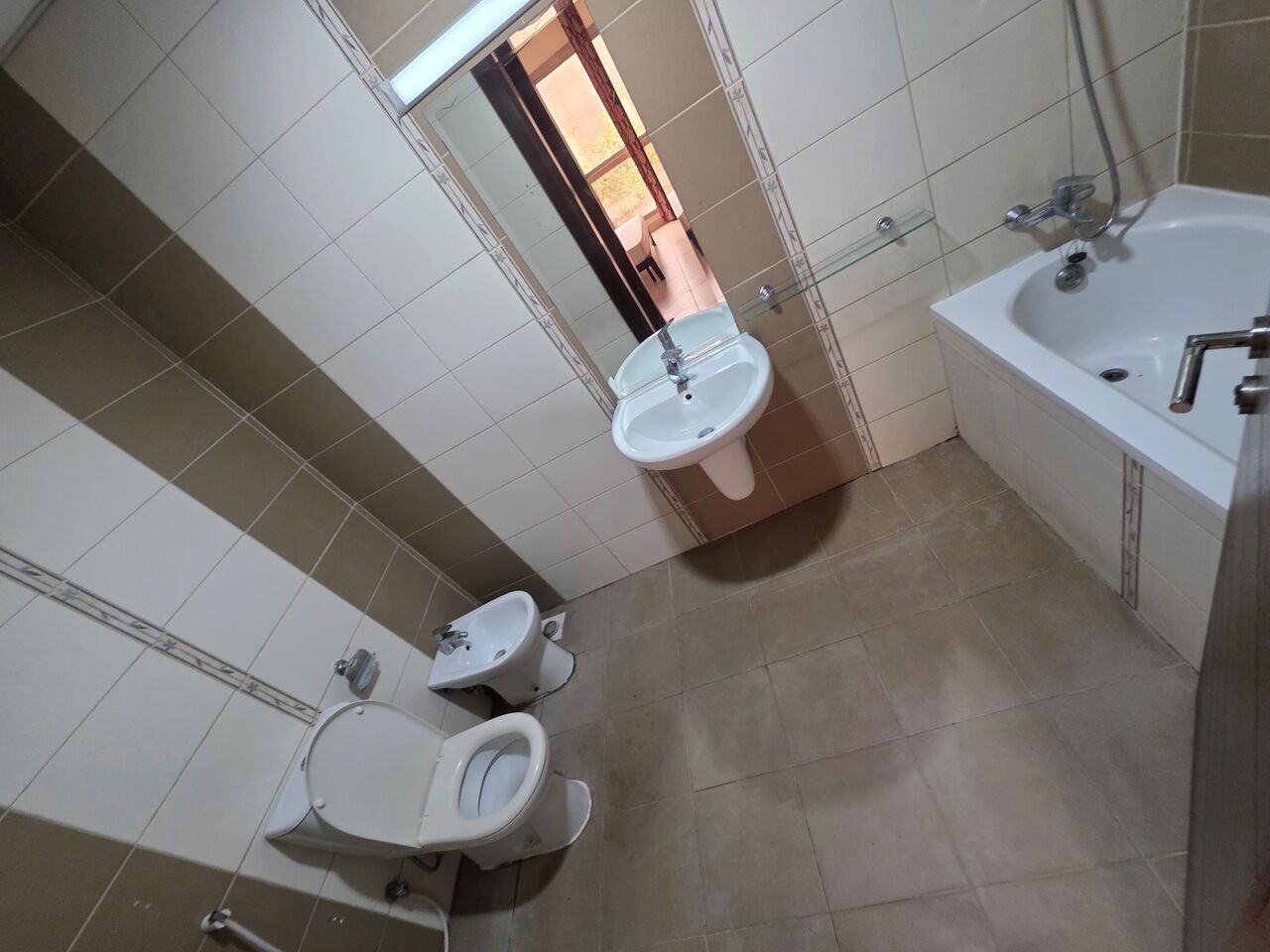 Zinj, Apartments, Flats, Houses & Villas, BHD 250/month,  Furnished,  2 BR,  Parking WiFi - Balcony - Fully Furnished 1 BHK With Ewa @250/BD In Zinj
