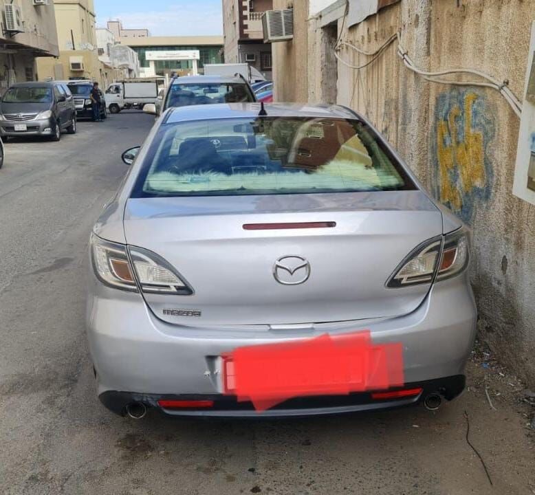 Jeddah, Vehicles, Cars & Trucks , SAR 21000,  Mazdz 6,  2011,  Automatic,  40000 KM,  Mazda 6  Silver Color