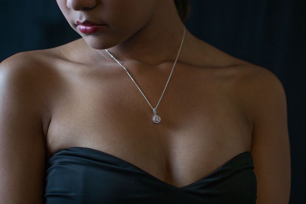 London, Clothing & Accessories, Custom Halo Diamond Necklace In Gold & Platinum