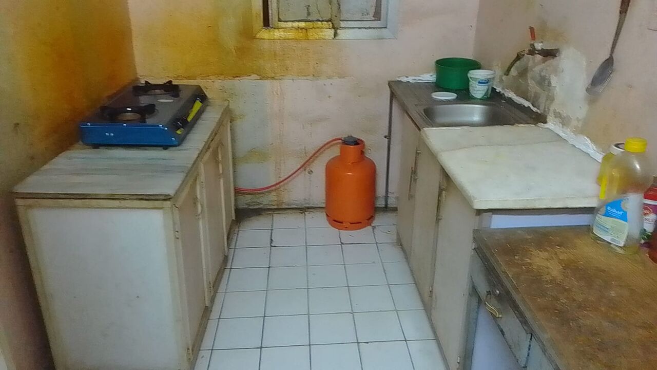 Al Wizarat, Rooms for Rent, SAR 11/year,  Single Room Available In HARA - Near Sugar Cane Juice (Al-Rajhi Signal)