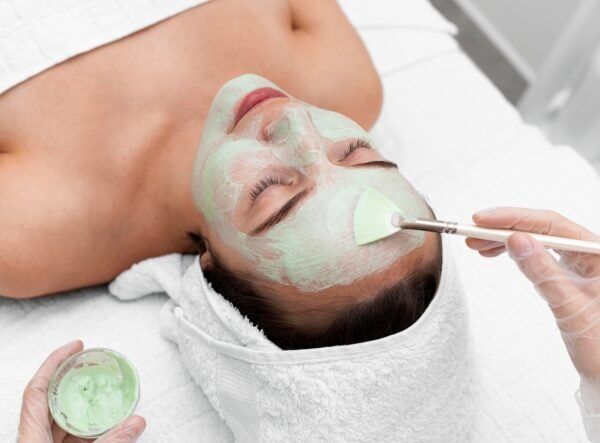 London, Beautician, Best Herbal Peel Treatment In Highbury London | Lush Aesthetic Studio