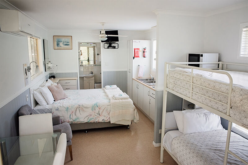 Sydney, Apartments, Flats, Houses & Villas, Pet-Friendly Road Trip Stopover Accommodation Maryborough &ndash; Tiaro Tourist StopOver