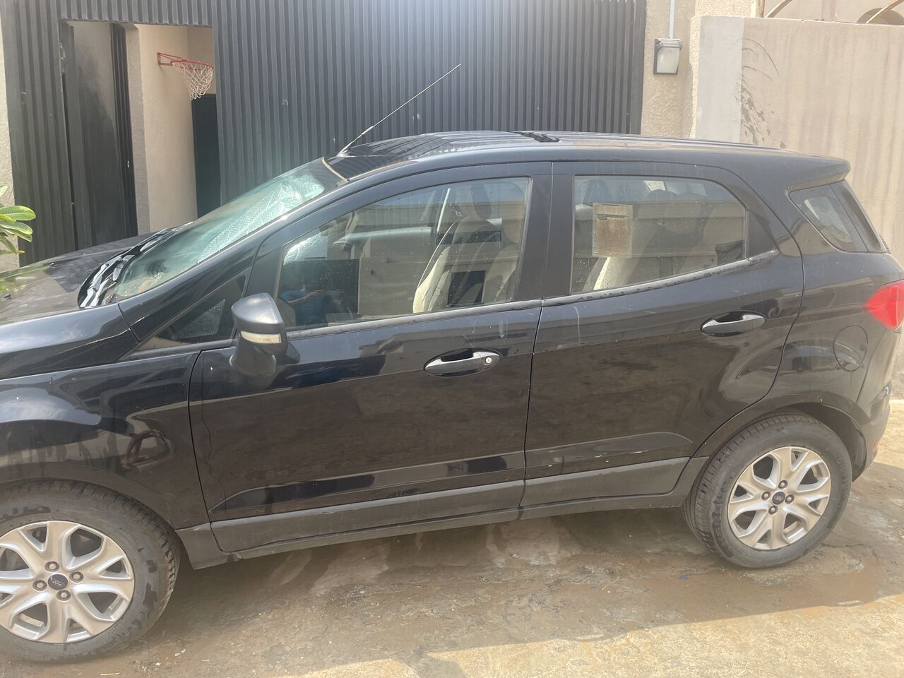Sulai, Vehicles, Cars & Trucks , SAR 19000,  Ford Ecosport : 2015,  2015,  Automatic,  173400 KM,  Ford Ecosport For Sale Model :  Color: Black