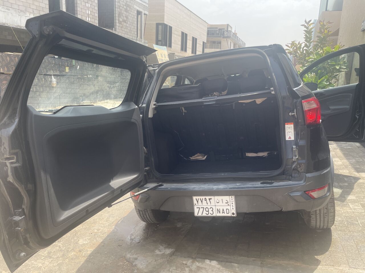 Sulai, Vehicles, Cars & Trucks , SAR 19000,  Ford Ecosport : 2015,  2015,  Automatic,  173400 KM,  Ford Ecosport For Sale Model :  Color: Black