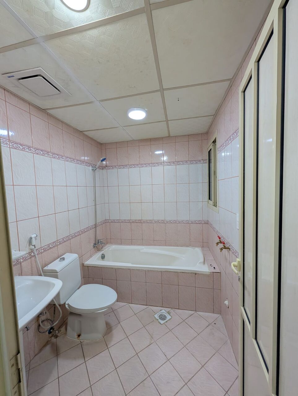 Khobar, Apartments, Flats, Houses & Villas, SAR 16600/year,  2 BR,  2 Bedrooms | 1 Bathroom 1 Kitchen | 1 Living Room