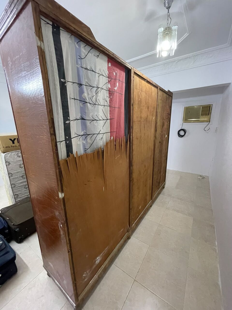Jeddah, Household Items, SAR 350,  3-Door Wooden Wardrobe For Sale