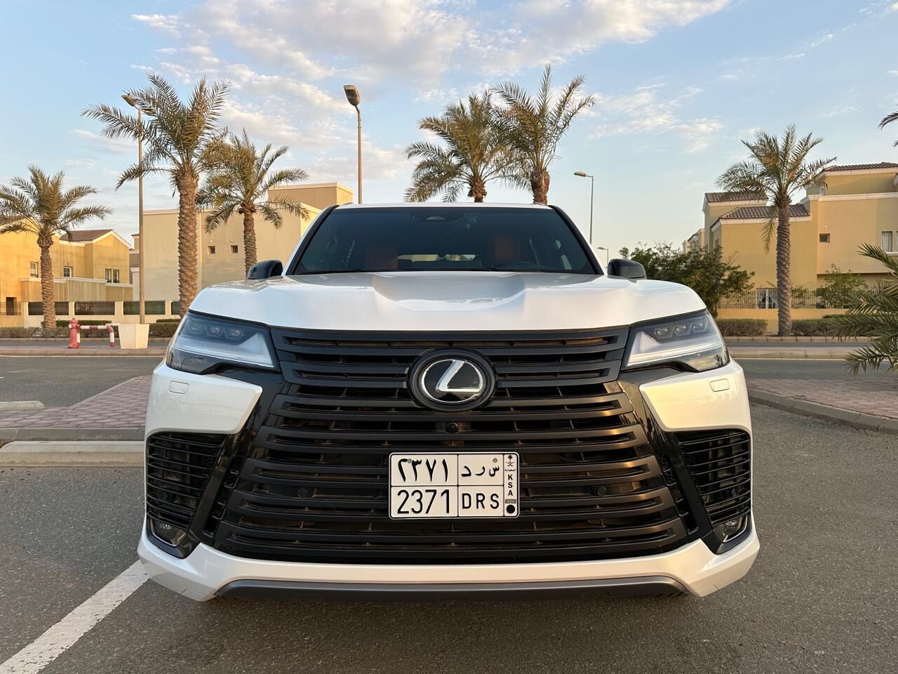 Rabigh, Vehicles, Cars & Trucks , SAR 570000,  Lexus LX 600 VIP Edition,  2025,  Automatic,  10500 KM,    For Immediate Cash Sale