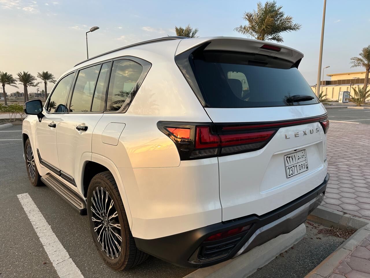 Rabigh, Vehicles, Cars & Trucks , SAR 570000,  Lexus LX 600 VIP Edition,  2025,  Automatic,  10500 KM,    For Immediate Cash Sale