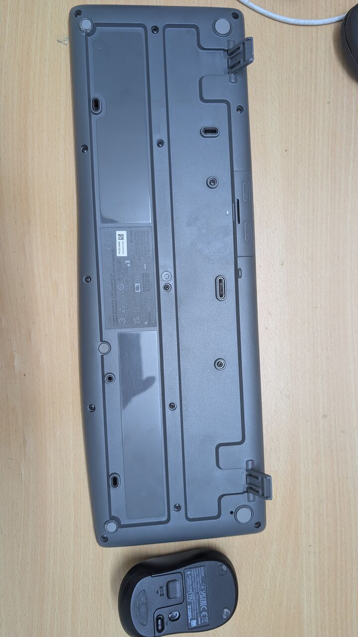 Hara, Electronics, SAR 70,  Logitech Wireless Keyboard And Mouse