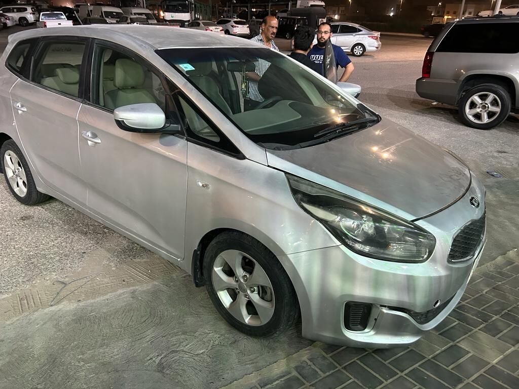 Riyadh, Vehicles, Cars & Trucks , SAR 35000,  Kia Carens,  2018,  Automatic,  250000 KM,