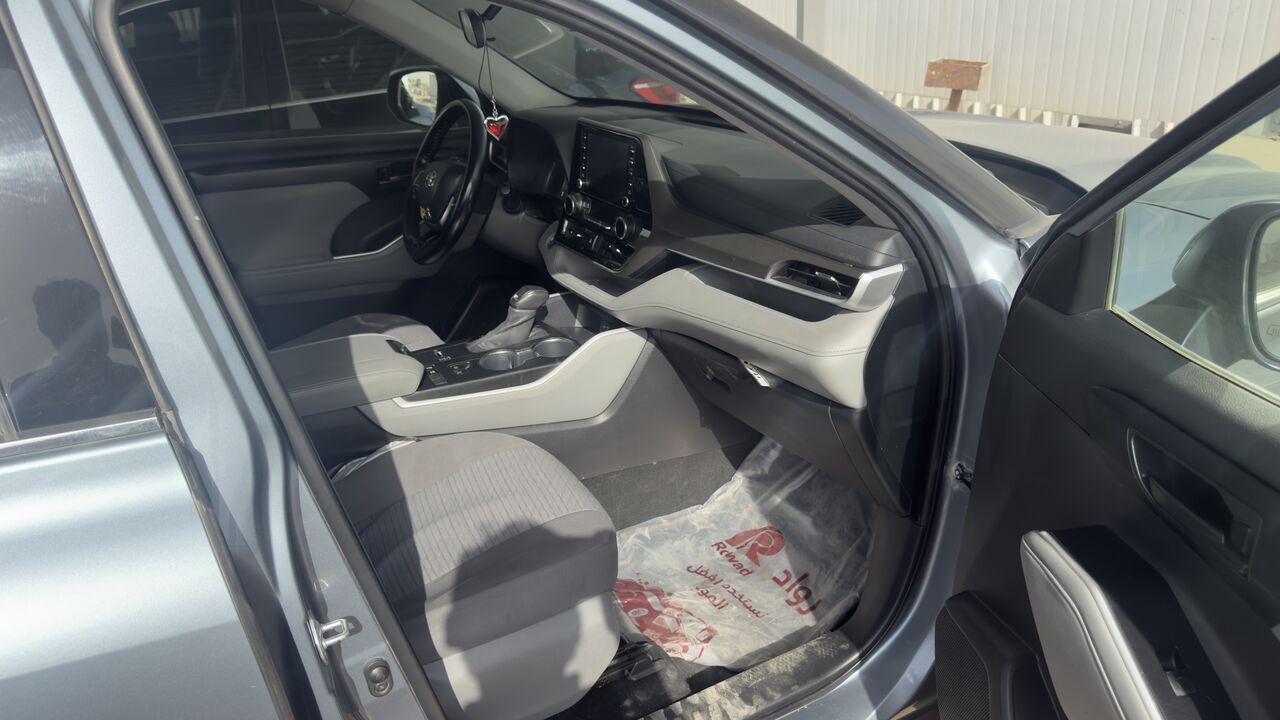 Riyadh, Vehicles, Cars & Trucks , SAR 82500,  Toyota Highlander LE,  2020,  Automatic,  218000 KM,  Toyota Highlander  LE For Sale