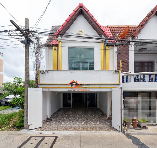 Bangkok, Real Estate For Sale, THB 1900000,  2 BR,  15 Sq. Feet,  2-story Townhouse For Sale, Theparak Road, 15 Sq M, In Soi Rewat 1, Ready To Move In.