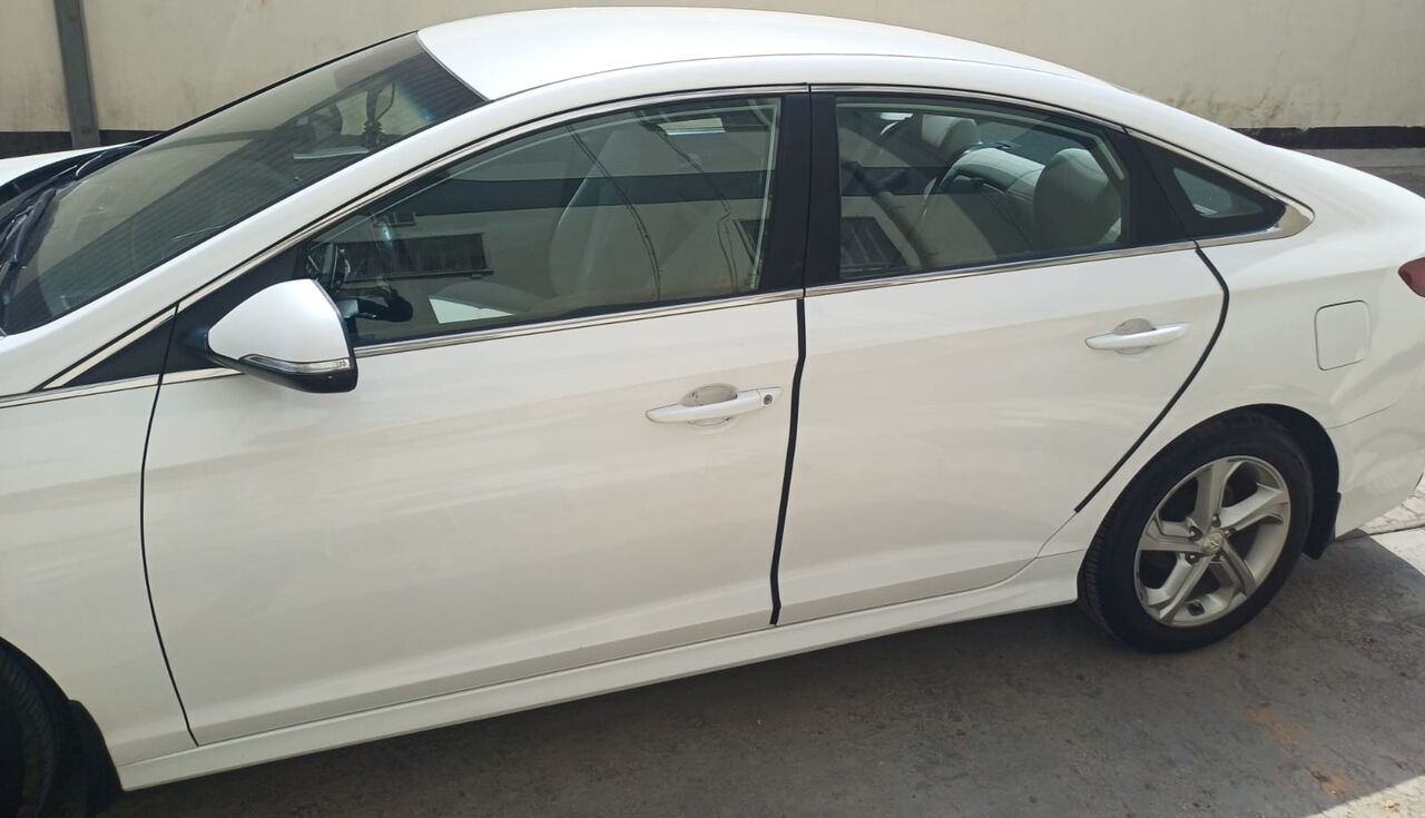 Manama, Vehicles, Cars & Trucks , BHD 3850,  Hyundai Sonata,  2018,  Automatic,  93000 KM,    From First Owner - 36188001