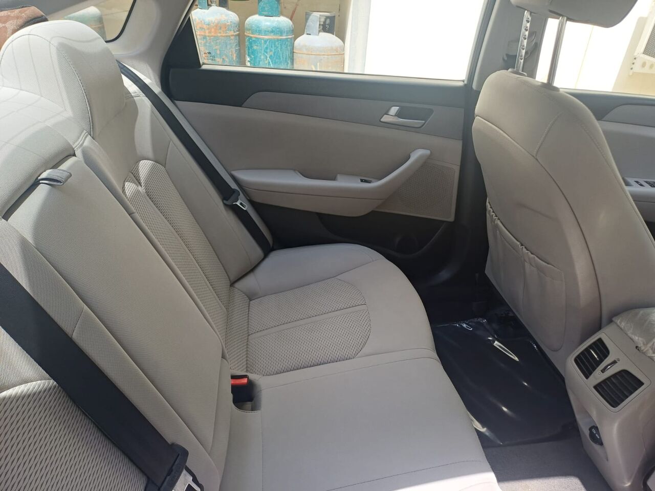 Manama, Vehicles, Cars & Trucks , BHD 3850,  Hyundai Sonata,  2018,  Automatic,  93000 KM,    From First Owner - 36188001