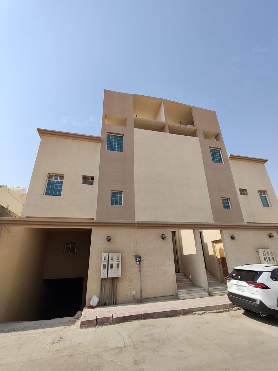 Al Malaz, Apartments, Flats, Houses & Villas, SAR 33000/year,  3 BR,  3bhk Unfurnished Family Flat