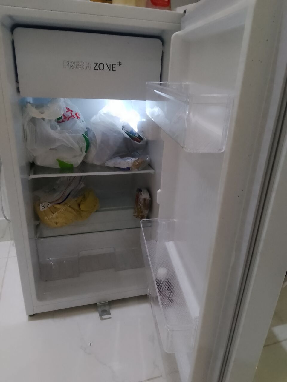 Jeddah, Appliances, SAR 300,  This Is To Sell Small Fridge And Other Appliances