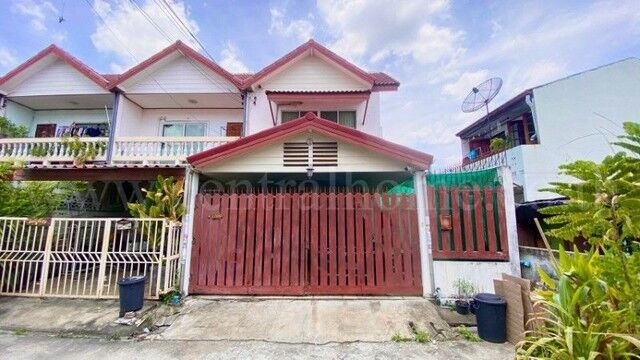 Bangkok, Real Estate For Sale, THB 3190000,  2 BR,  28 Sq. Feet,  Discounted Townhouse, Prang Thip, New Condition, Cheap Price, Ready To Move In, Near MRT