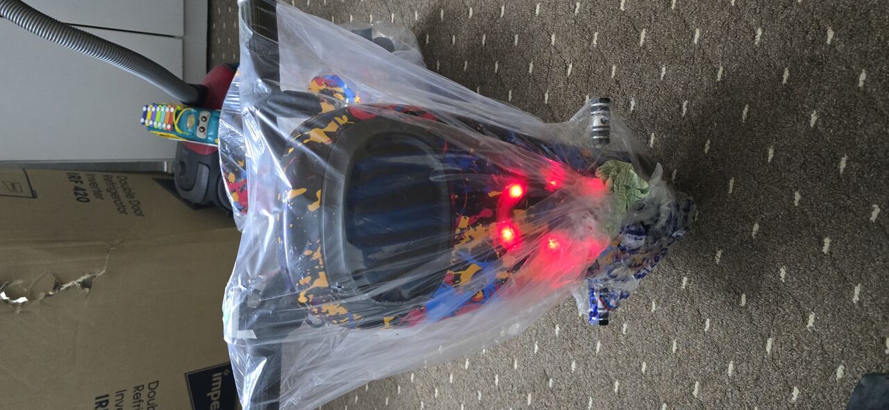 Riyadh, Baby & Kid Stuff, SAR 200,  Kids Tricycle 300 Degree Baterry Operated. Alhamra Exit 8