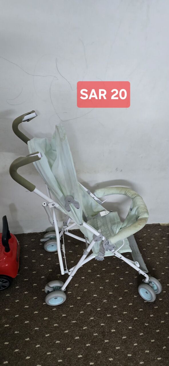 Riyadh, Baby & Kid Stuff, SAR 70,  Baby Walker, Todler Car With A Free Baby Cart. Al Hamra Exit 8