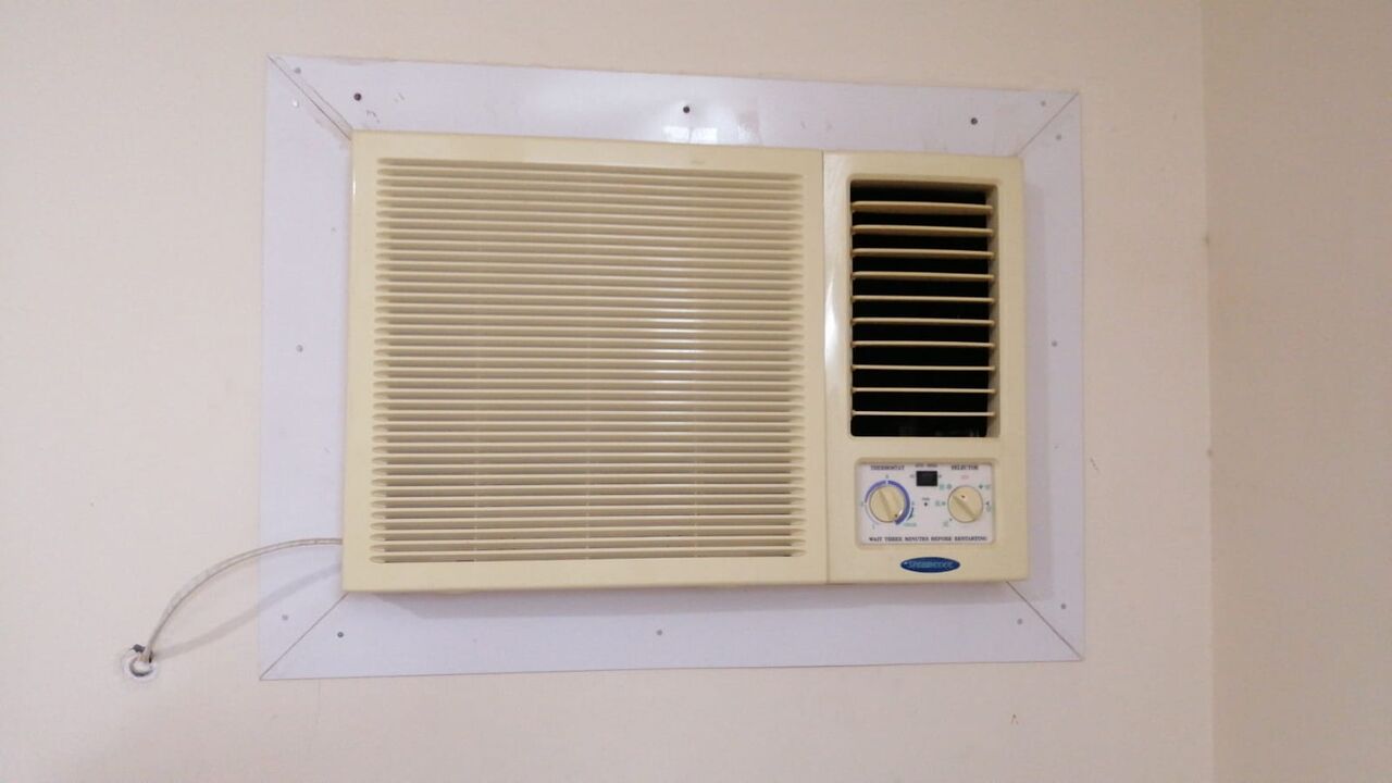 Dhahrat Laban, Air Conditioners, SAR 1500,  Used Window ACs In Excellent Condition &ndash; York, Ugine & Supercool