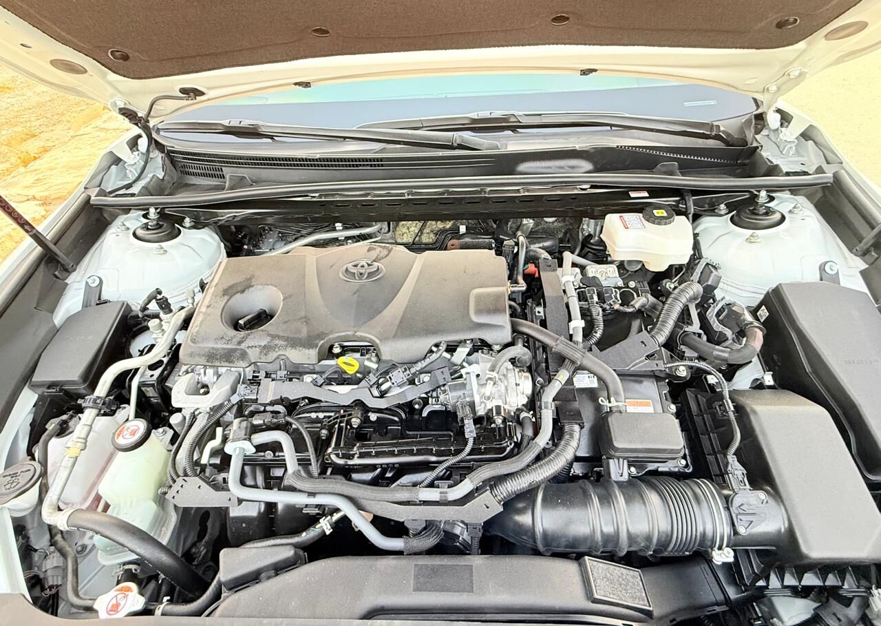 Riyadh, Vehicles, Cars & Trucks , SAR 85000,  Toyota Camry Hybrid,  2024,  Automatic,  52000 KM,  Toyota Camry  GLE Hybrid